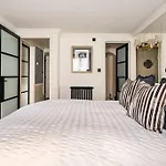 Spacious 2 Bed Luxury Apartment