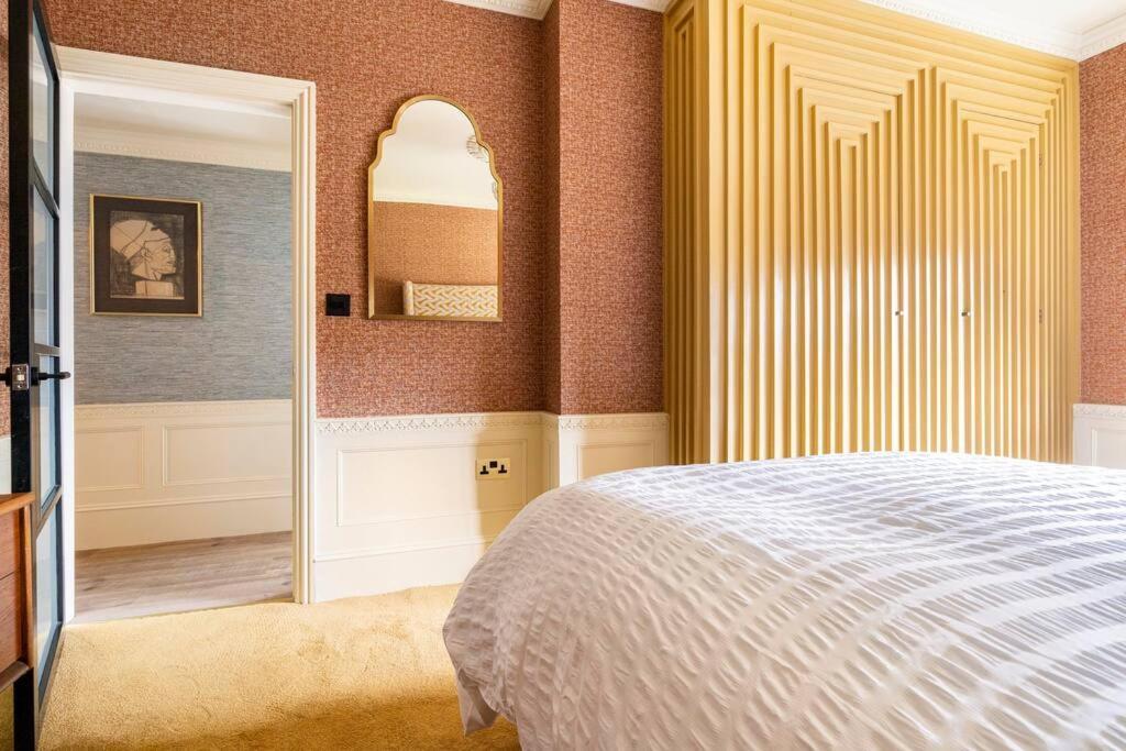 Spacious 2 Bed Luxury Apartment Margate